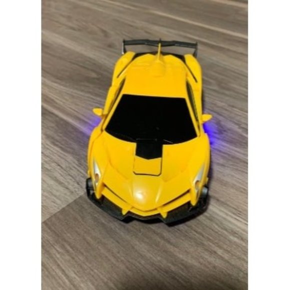 DEERC Spider RC Car Transform Robot, 2.4GHz Remote Control  New Remote Control Car, Transform Robot RC Car for Kids, 2.4Ghz 1:18 Scale